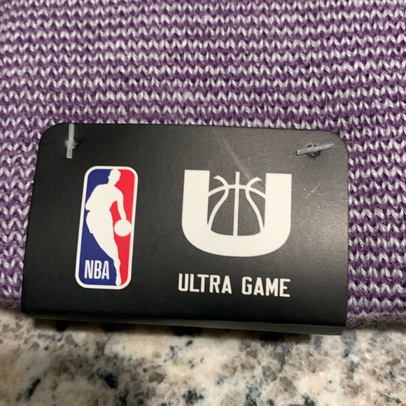 LA Lakers NBA Ultra Game Winter Cuffed Knit Pom Skull Cap Purple OSFM - Picture 8 of 12